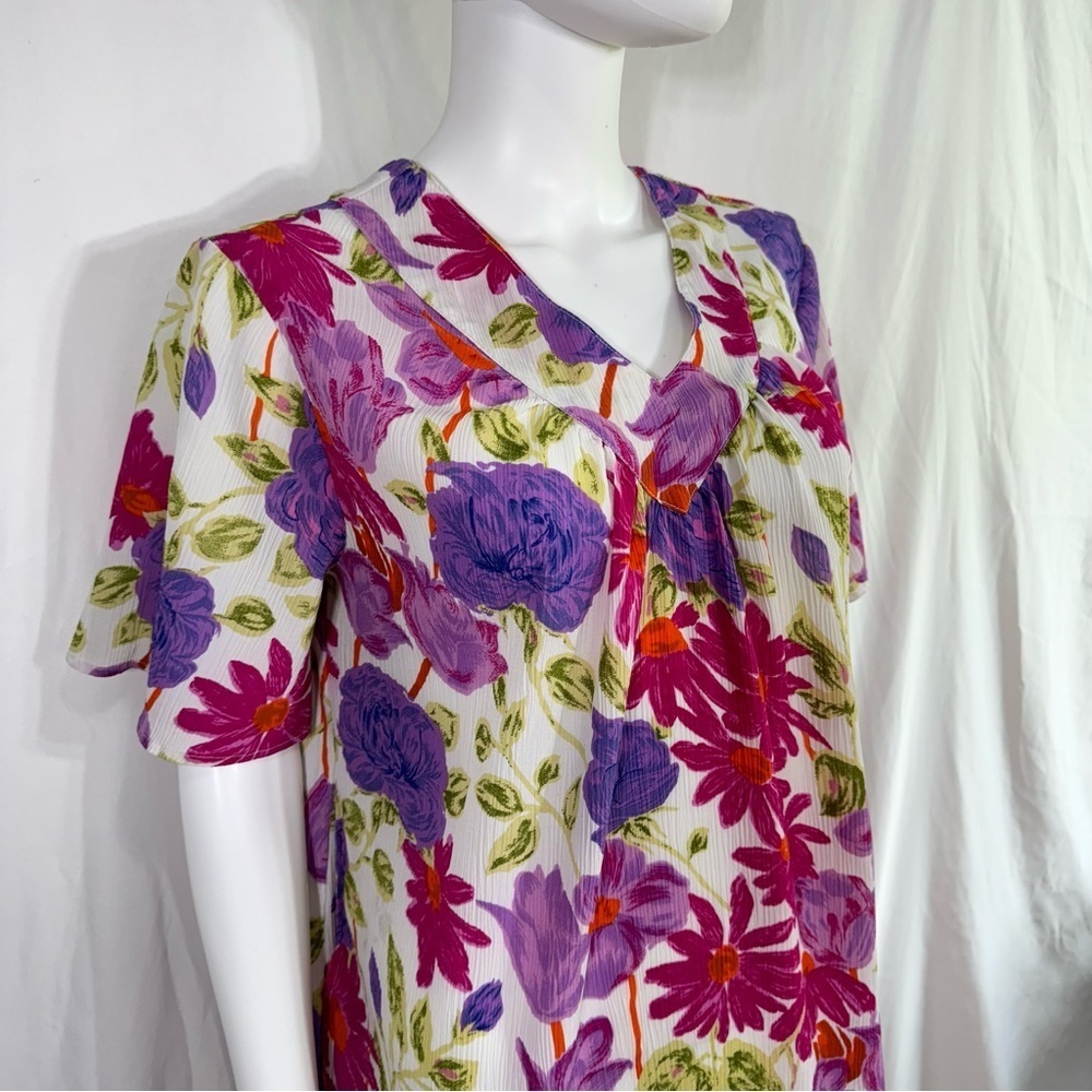 Haband Women’s Vintage Lightweight Floral V-Neck Lounge Night Dress - Picture 2 of 6